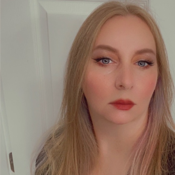 Meet your Posher, Jamie - Picture 1 of 1